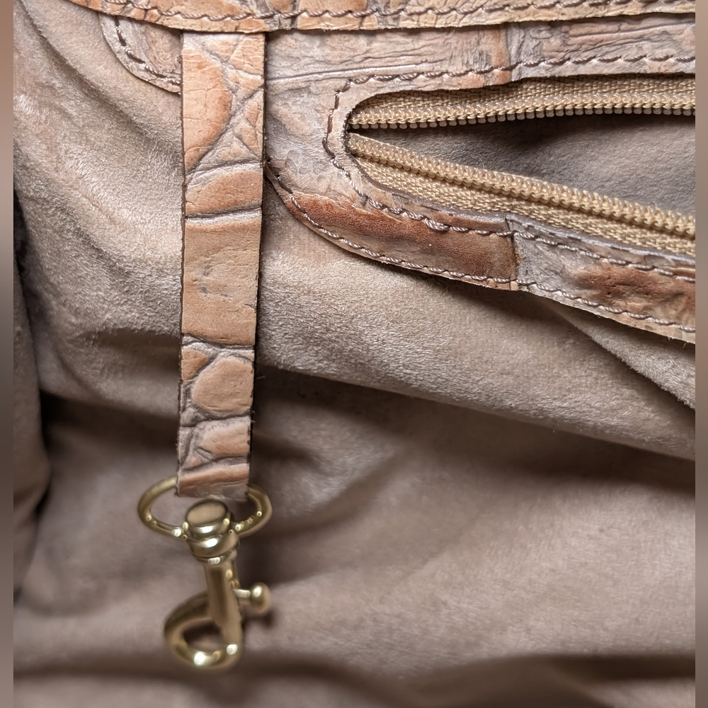Vintage Brahmin Croc-Embossed Structured Leather Satchel | Beige | Gold Hardware - Picture 14 of 16